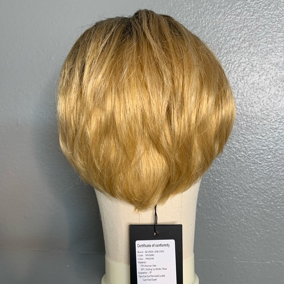 New Blonde Unicorn Wig - Picture 3 of 8
